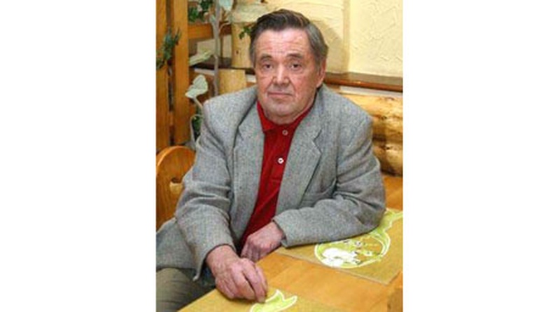 Геннадий Толмачев