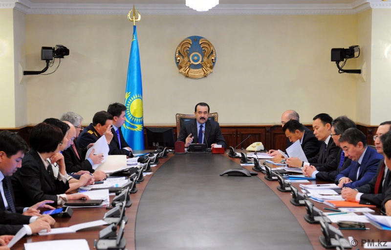 Заседание членов правительства Казахстана. Фото с сайта flickr.com/photos/karimmassimov