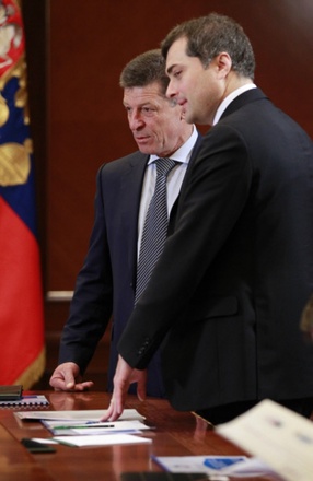 Владислав Сурков и Дмитрий Козак (справа налево). Фото РИА Новости