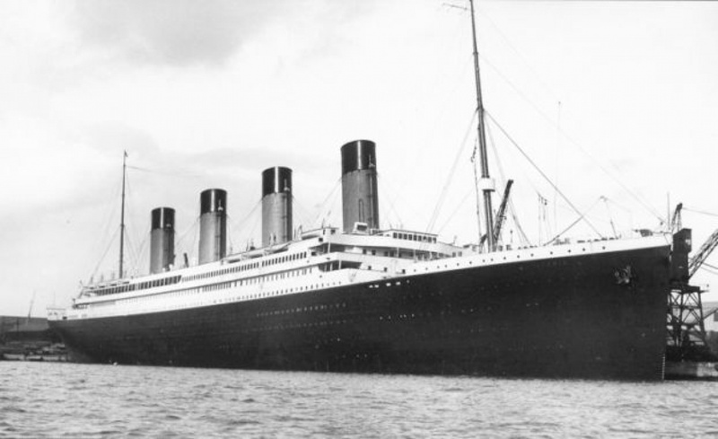 Легендарный пароход "Титаник". Фото с сайта webpark.ru