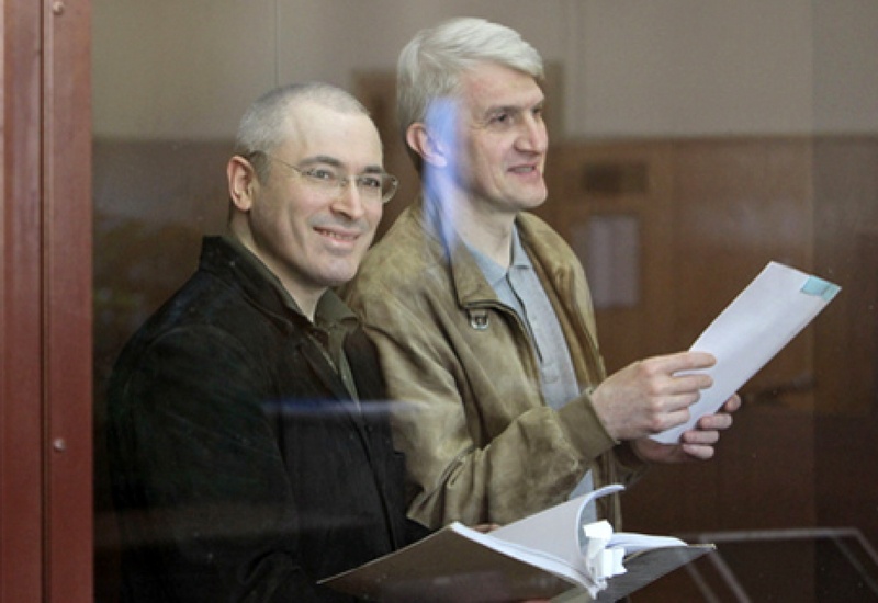 Михаил Ходорковский и Платон Лебедев в суде. Фото ©РИА НОВОСТИ