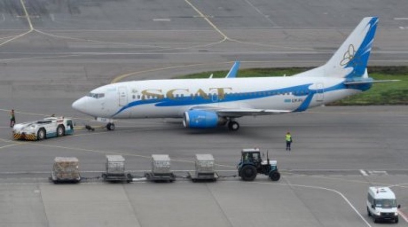 Пассажирский самолет "Боинг-757" казахстанской авиакомпании SCAT. Фото ©РИА Новости