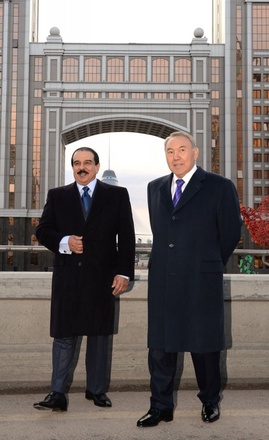 Президент Казахстана Нурсултан Назарбаев с Королем Бахрейна Хамад ибн Иса аль-Халиф. Фото с сайта akorda.kz