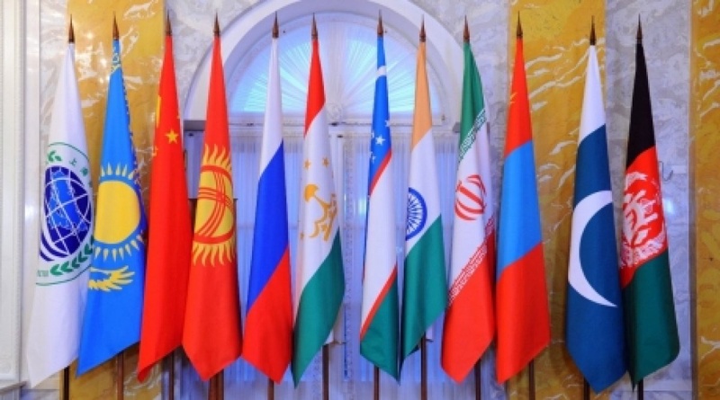 Флаги государств - участников ШОС. ©ortcom.kz