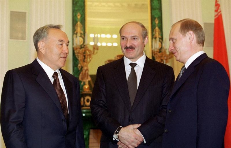 Президент Казахстана Нурсултан Назарбаев, Президент Беларуси Александр Лукашенко и Президент России Владимир Путин. Фото ©REUTERS