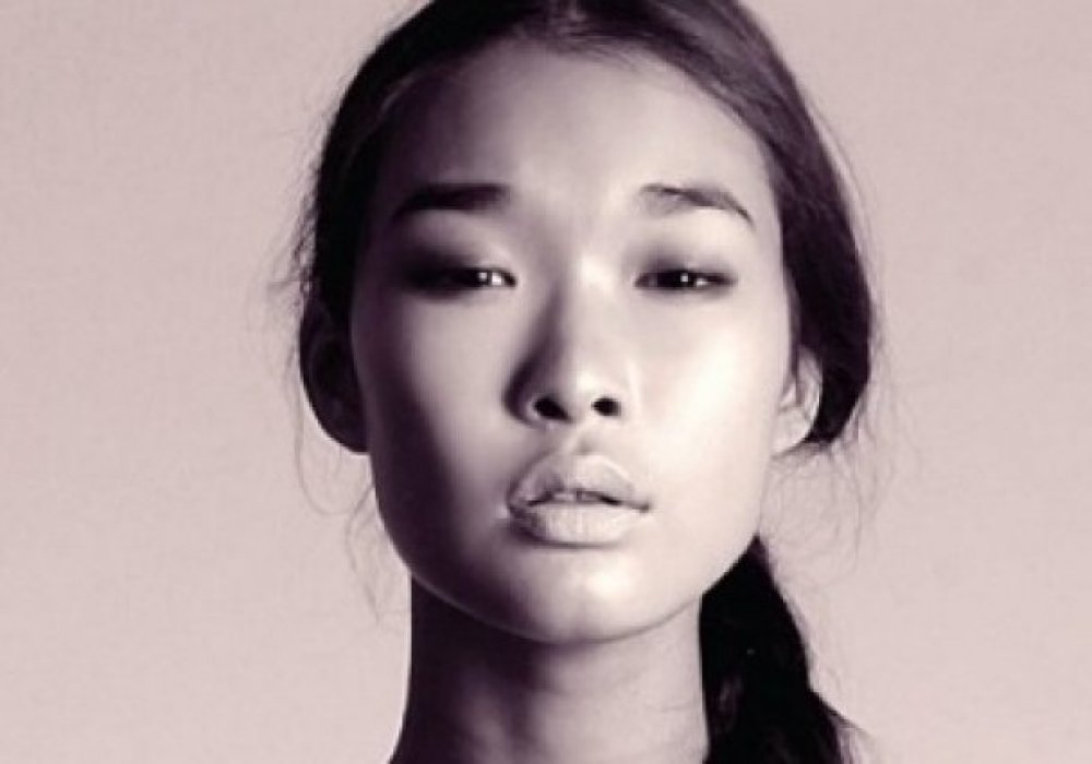 Модель из Казахстана стала лицом японского бренда