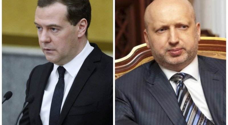 Премьер-министр России Дмитрий Медведев и секретарь СНБО Александр Турчинов. © focus.ua