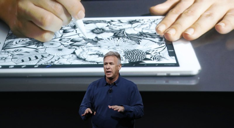 Презентация iPad Pro первого поколения. ©REUTERS/Stephen Lam