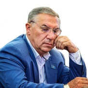 Виктор Ямбаев