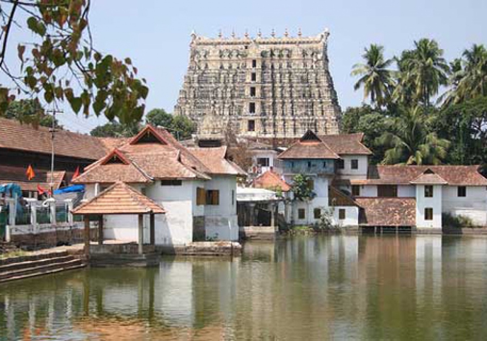 Храм Шри Падманабхасвами в индийском штате Керала. Фото с сайта hindudevotionalblog.com
