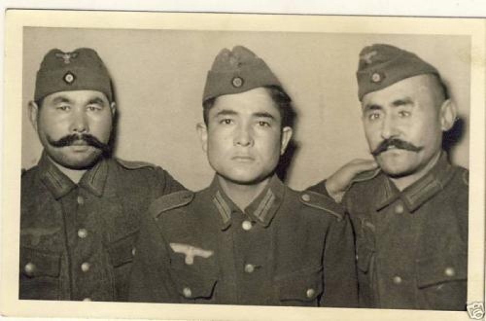 Воины Туркестанского легиона. Фото с сайта kuzhist.narod.ru