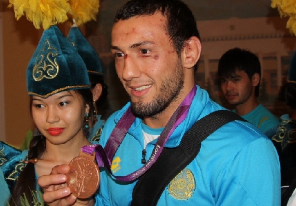 Даниял Гаджиев с бронзовой медалью Олимпийских Игр-2012. Фото Vesti.kz