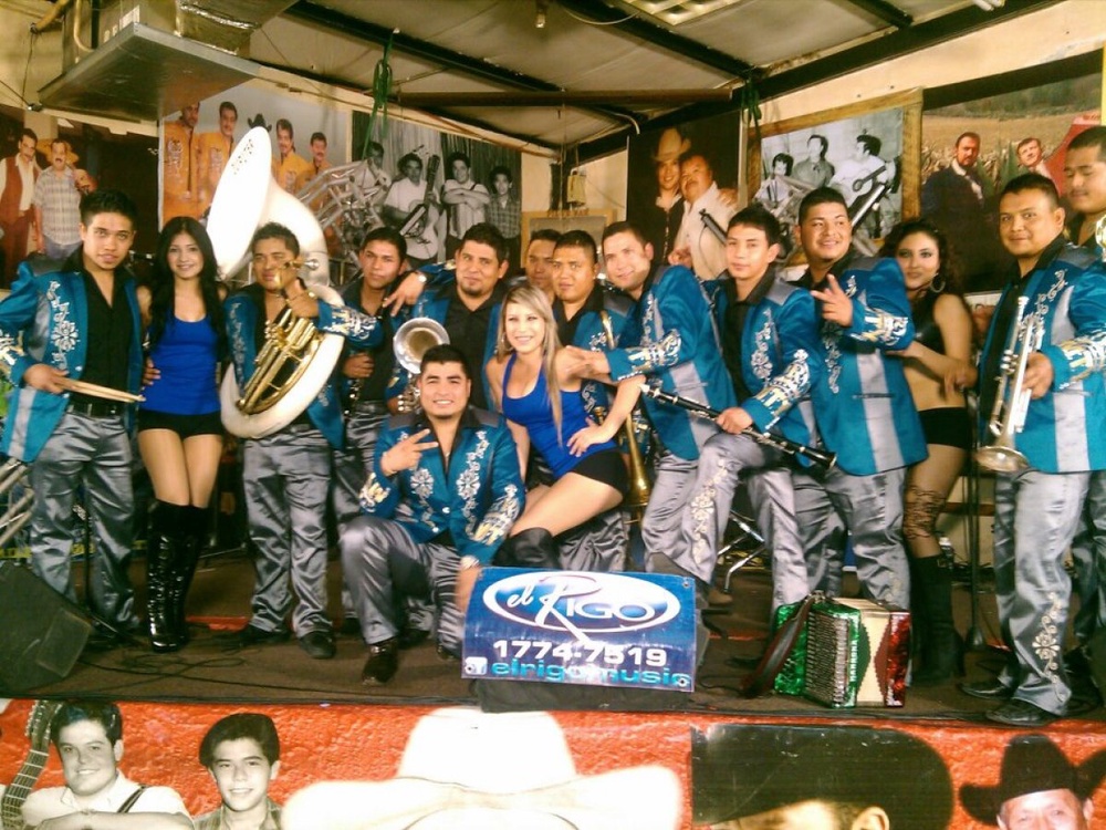Участники группы La Reyna de Monterrey. Фото с сайта telediario.mx