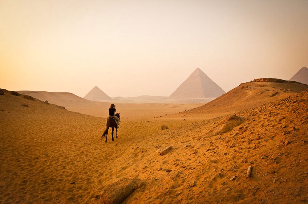 Пирамиды Гизы. Фото: Edward Ewet