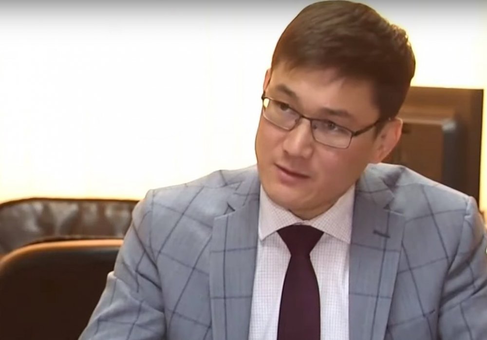 Ержан Абылханов. Кадр из видео телеканала "Астана"